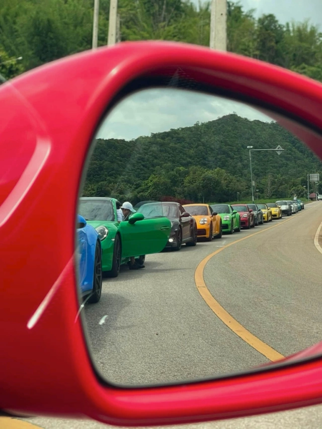 Porsche Club Thailand Kanchanaburi caravan